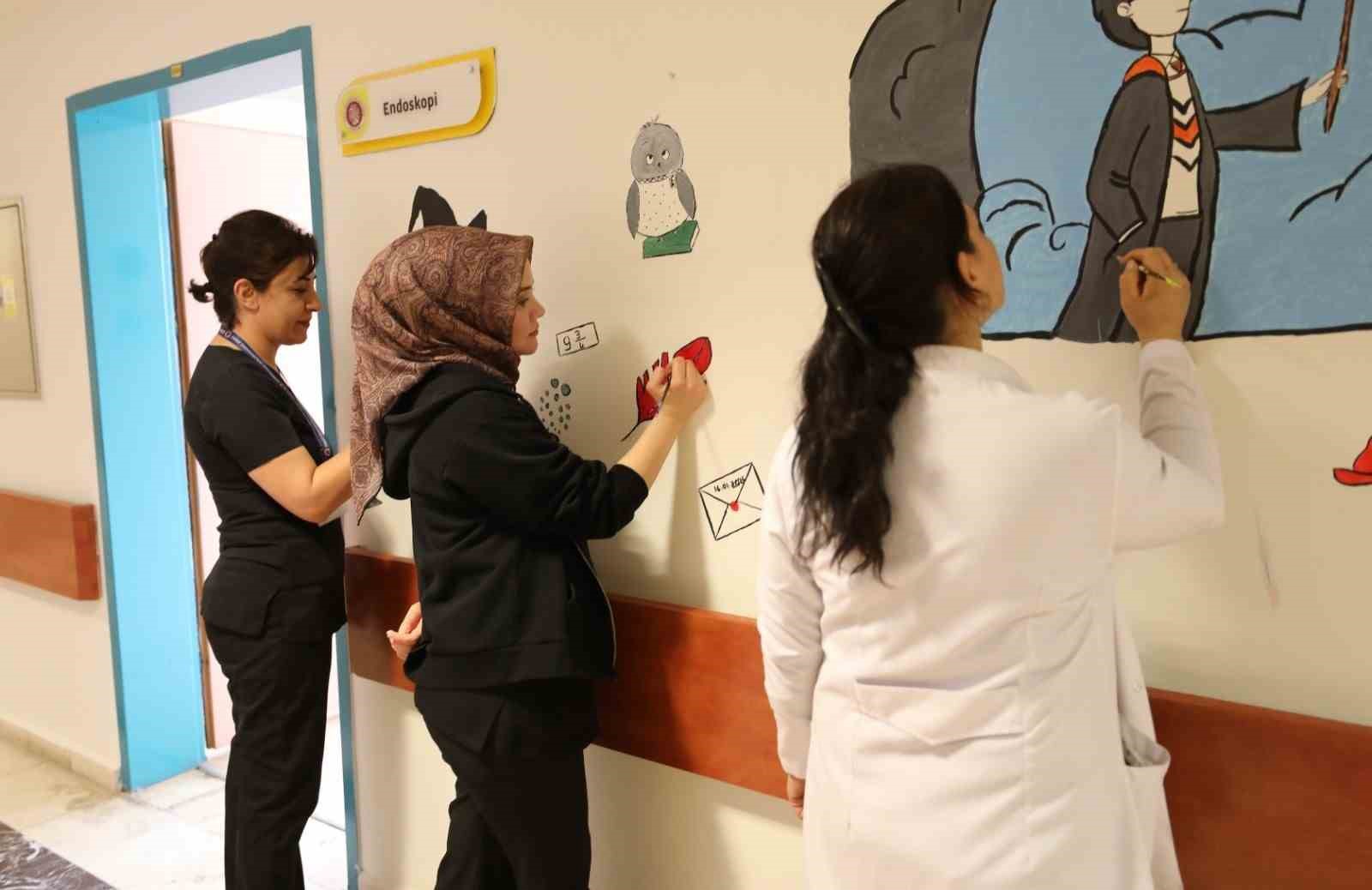 Elazığ’da çocuk endoskopi bölümü daha renkli ve çocuk dostu hale getirildi
