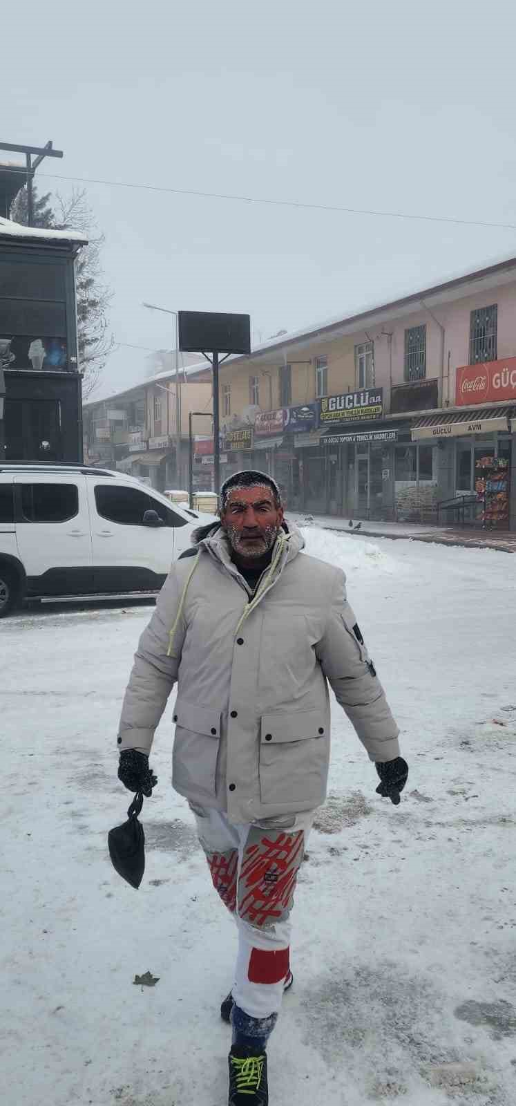 Elazığ’da dondurucu soğuklar: Karakoçan’da termometreler -22’yi gösterdi
