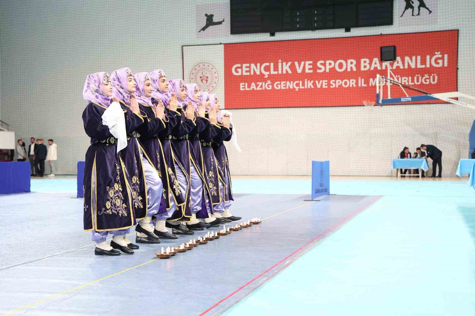 Elazığ’da geleneksel ezgilerle büyük rekabet
