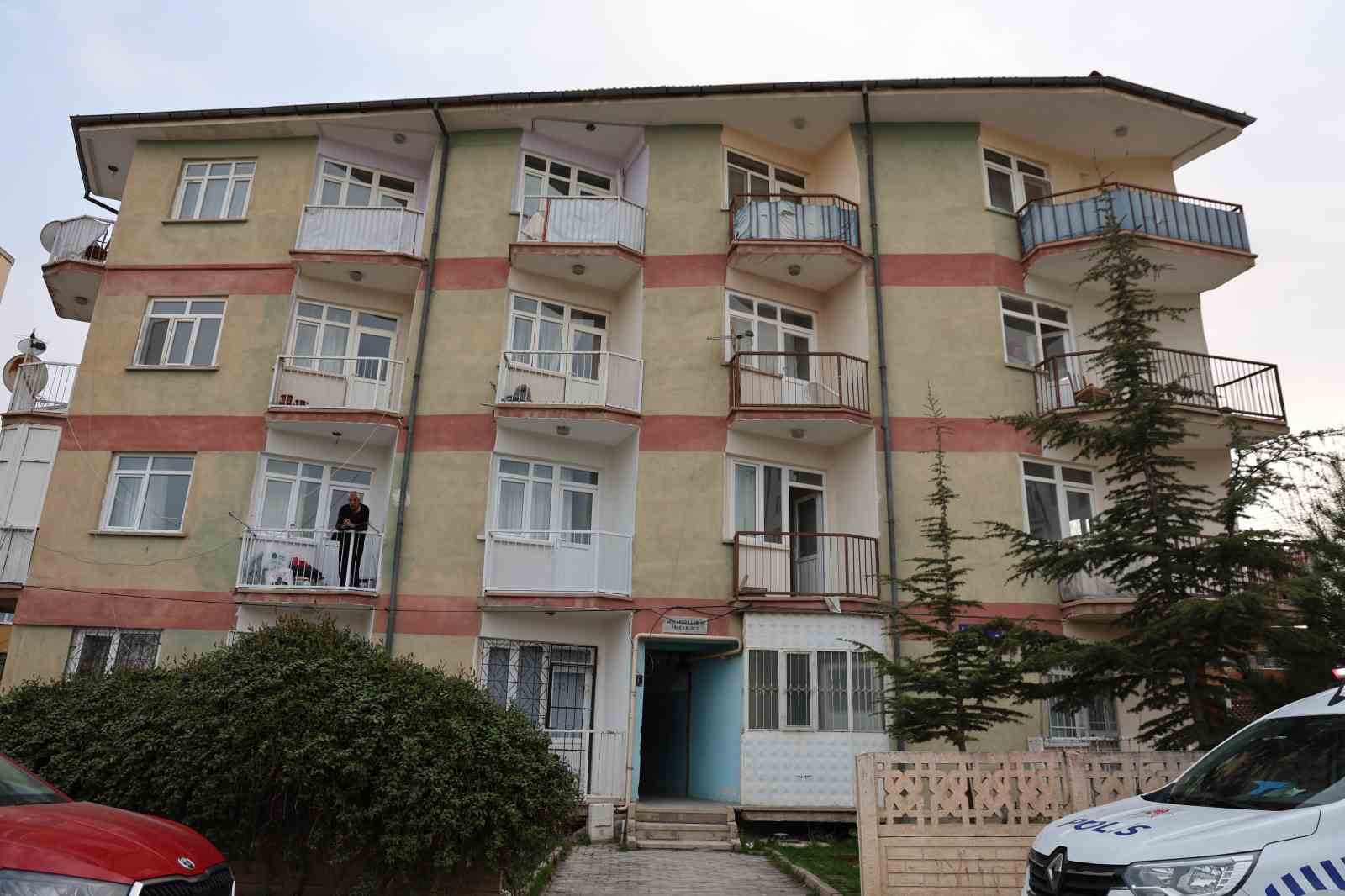 Elazığ’da haber alınamayan şahıs evinde ölü bulundu
