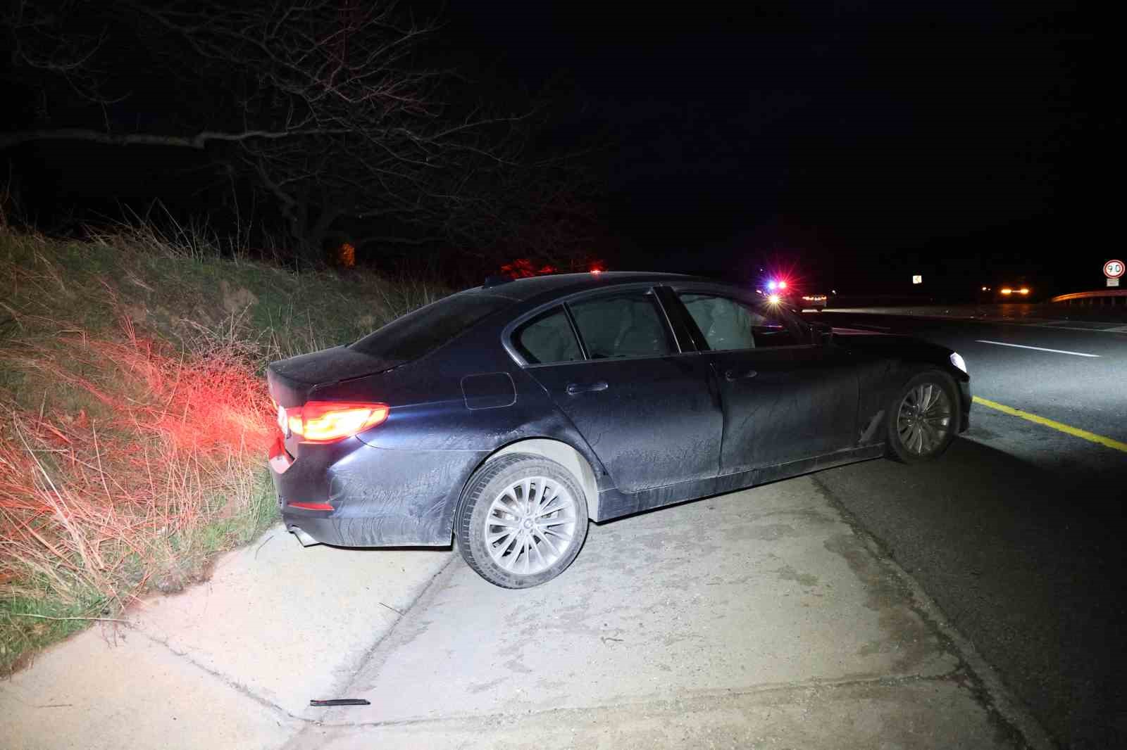 Elazığ’da iki otomobil çarpıştı: 1’i ağır 3 yaralı
