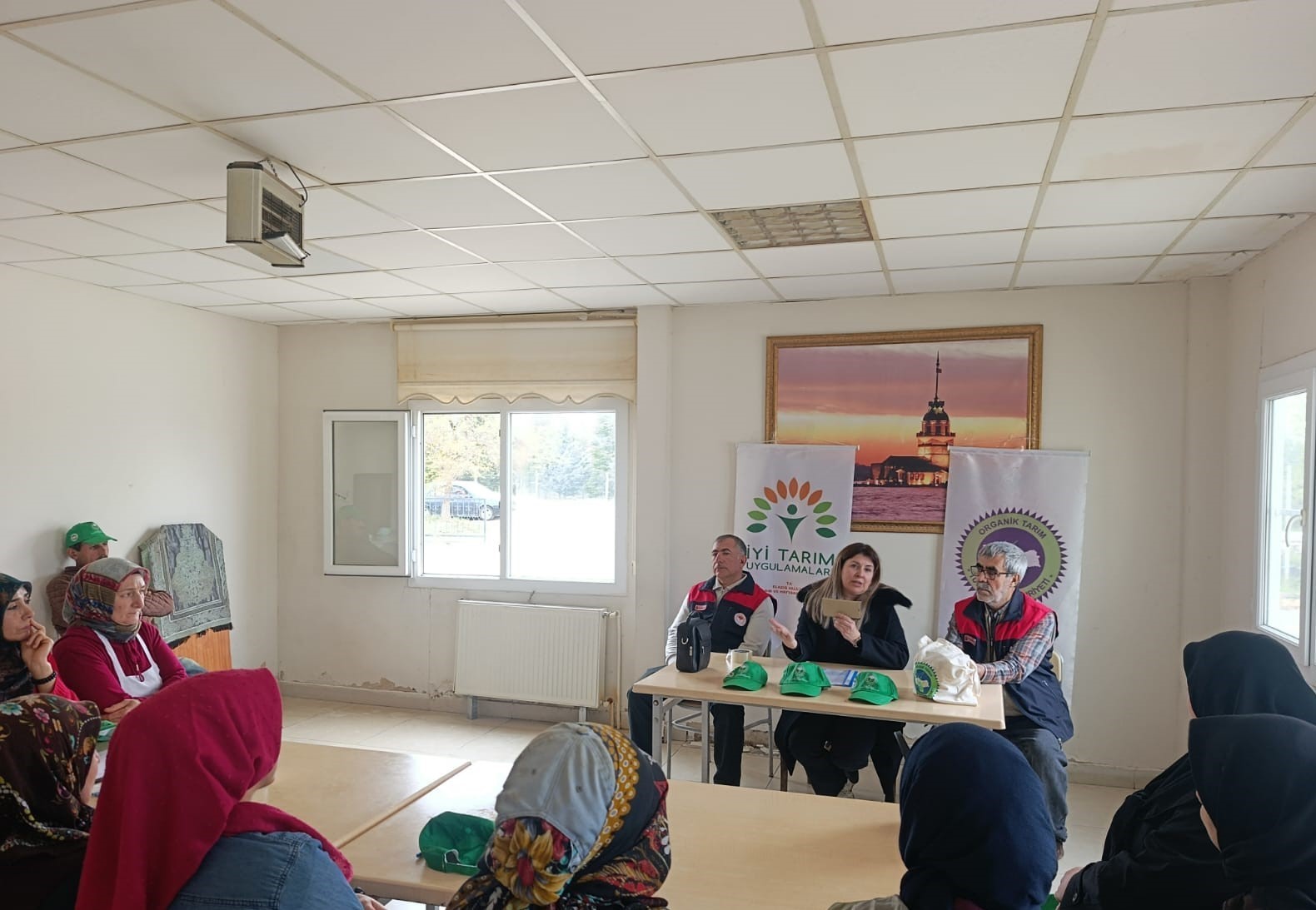 Elazığ’da kadın üreticilere tarım eğitimi
