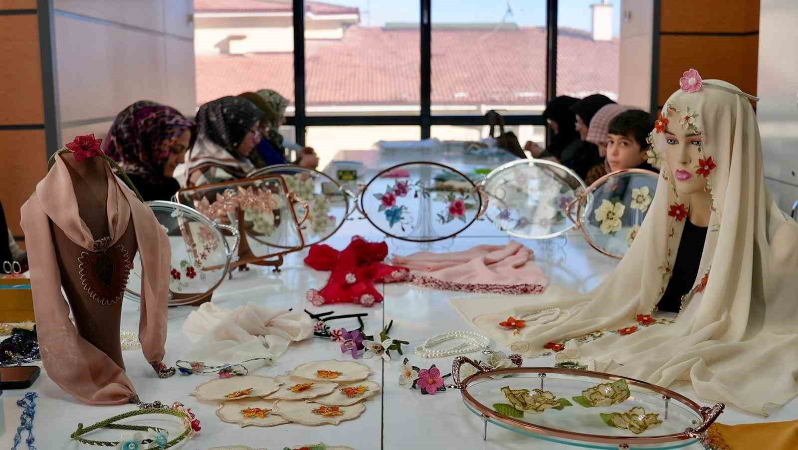 Elazığ’da kadınlara yönelik kurs programı sürüyor
