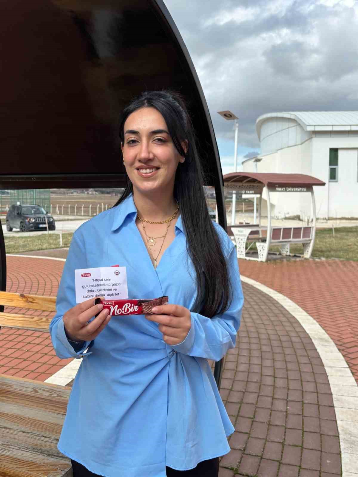 Elazığ’da ‘Mutluluk Paylaştıkça Çoğalır’ sosyal deneyi
