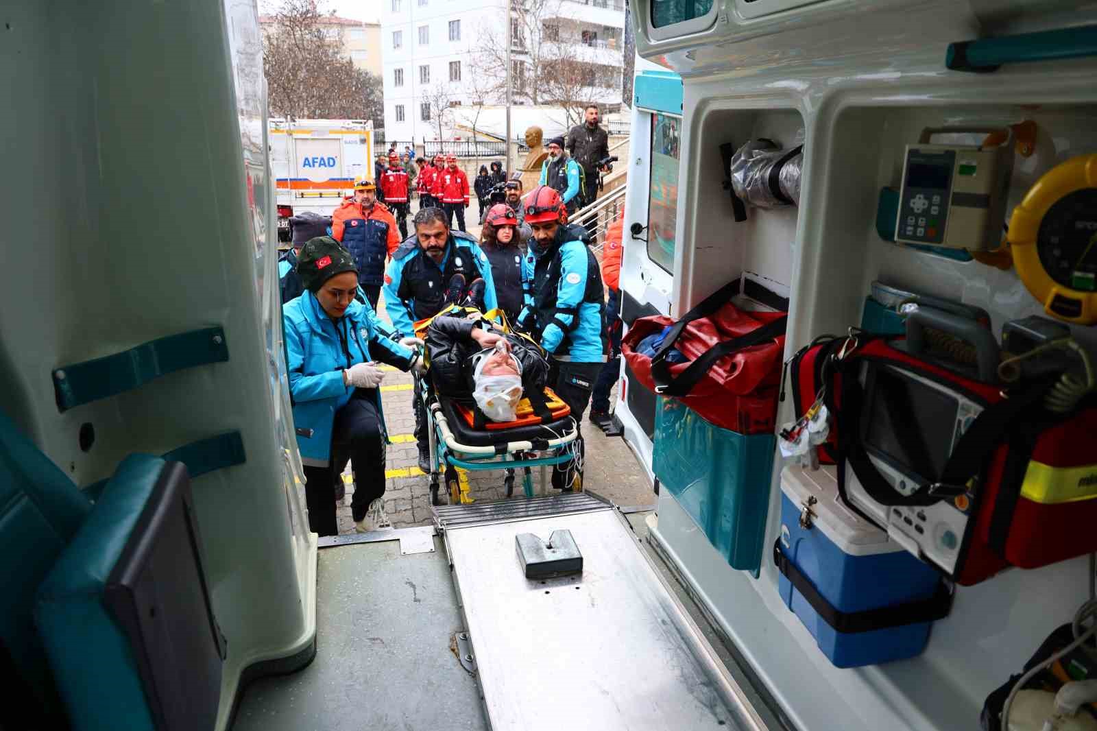 Elazığ’da okullarda deprem tatbikatı
