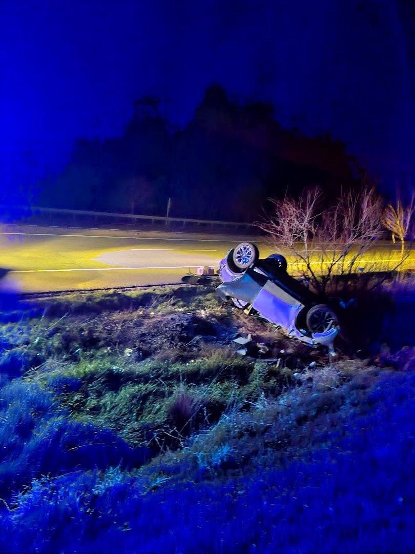 Elazığ’da otomobil takla attı: 2 yaralı
