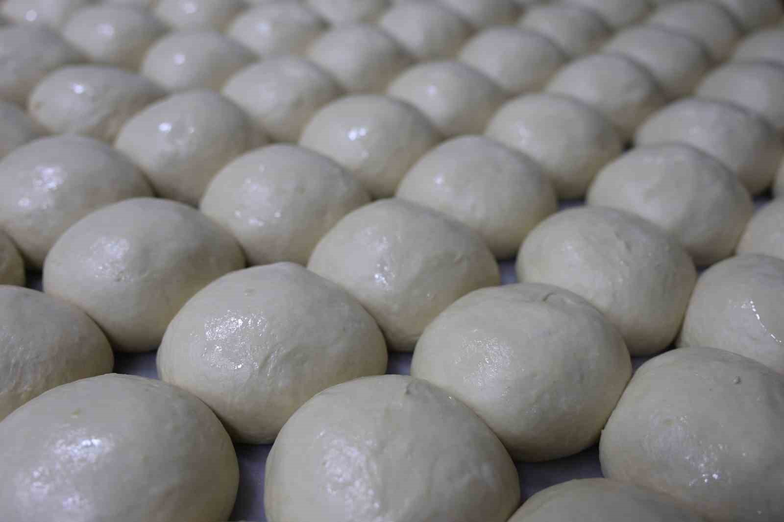 Elazığ’da Ramazan’a özel "Nohut ekmeği"
