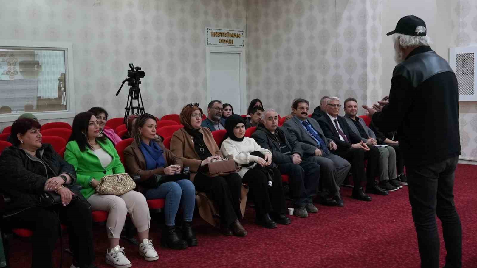 Elazığ’da Sinema Atölyesi’nde eğitimler devam ediyor
