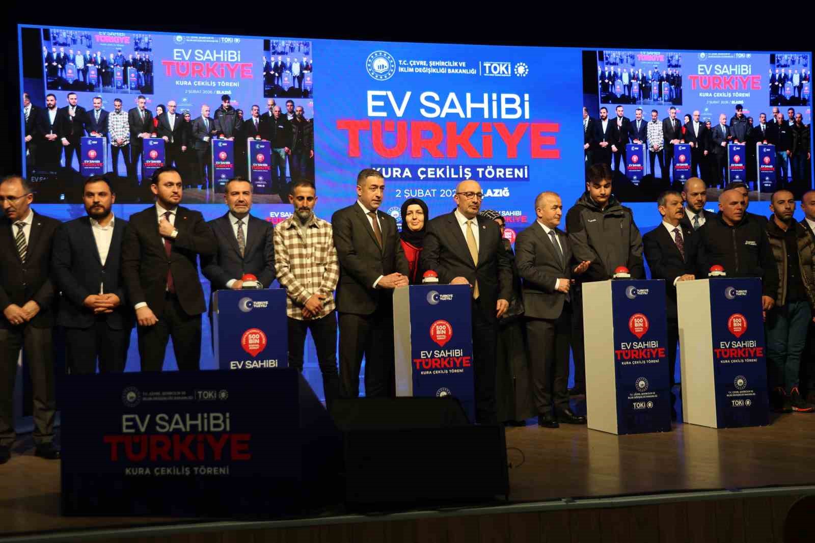 Elazığ’da sosyal konut heyecanı: 3 bin 825 konutun kurası çekildi
