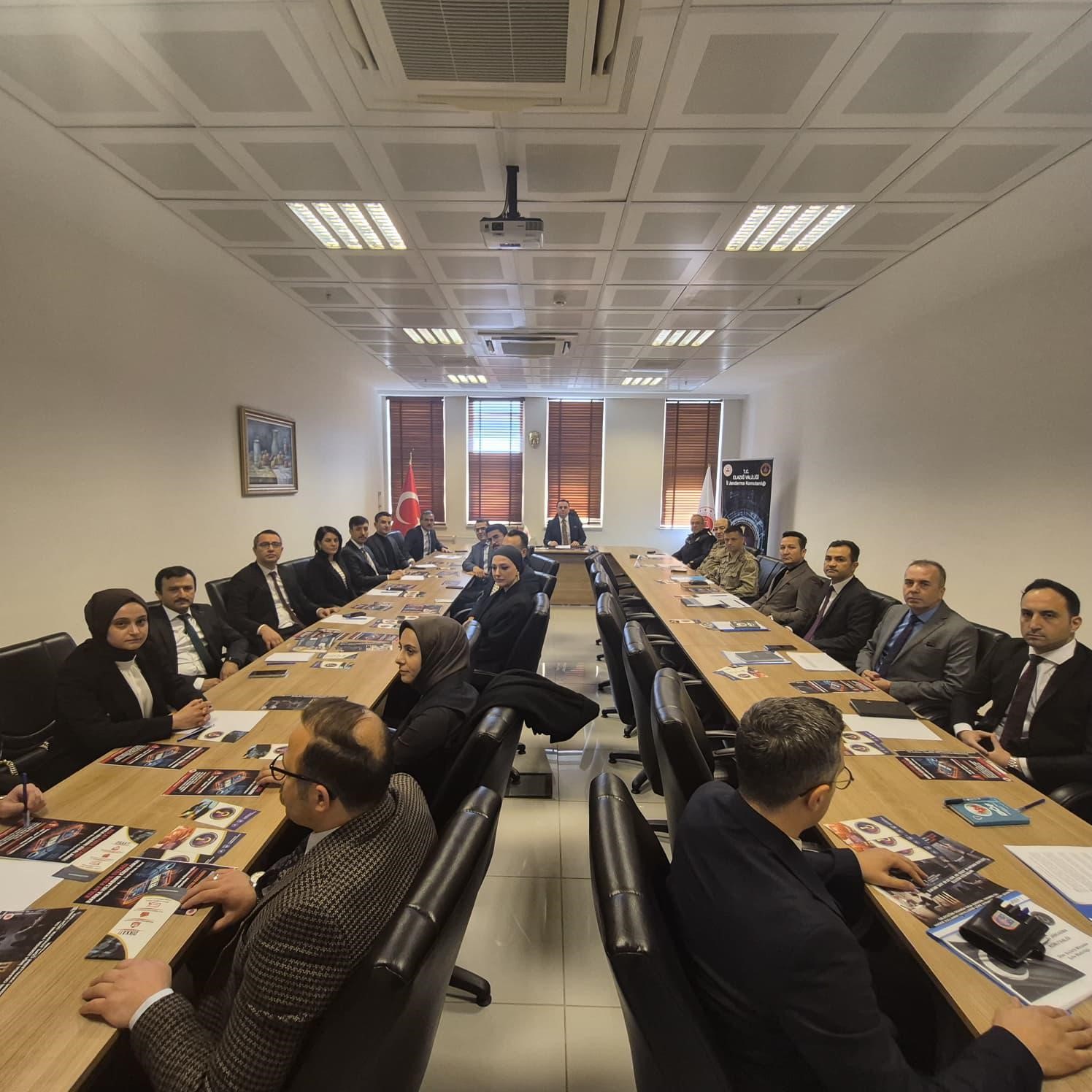 Elazığ’da uyuşturucu, yasa dışı bahis ve sanal bahis masaya yatırıldı
