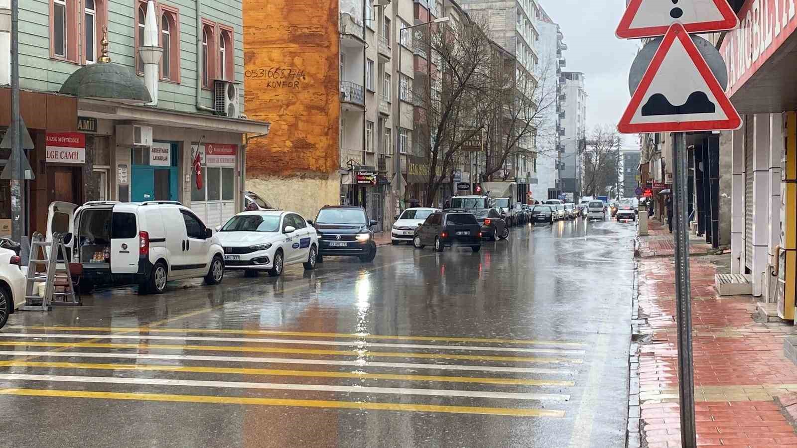 Elazığ’da yağış etkili oldu
