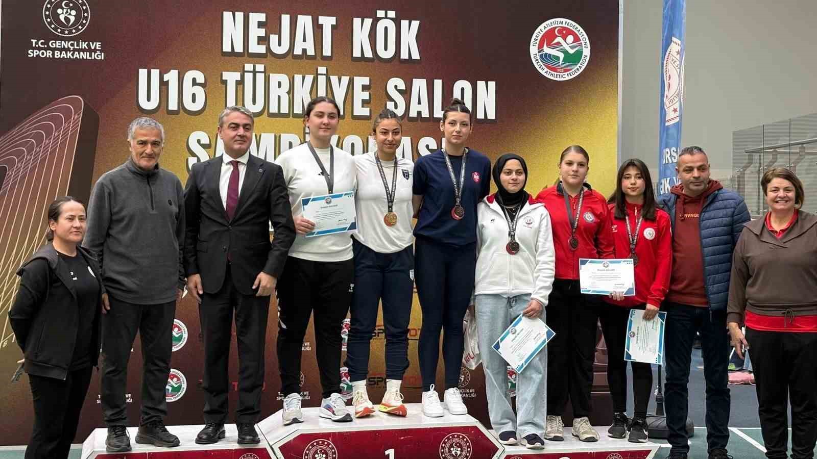 Elazığlı sporcu gülle atmada Türkiye şampiyonu oldu
