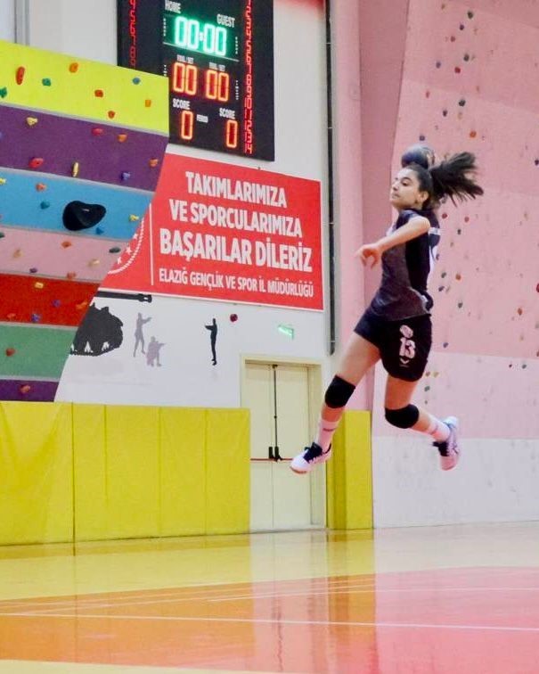 Elazığlı sporcu U16 milli takım kampında
Elazığlı sporcu U16 milli takım kampında