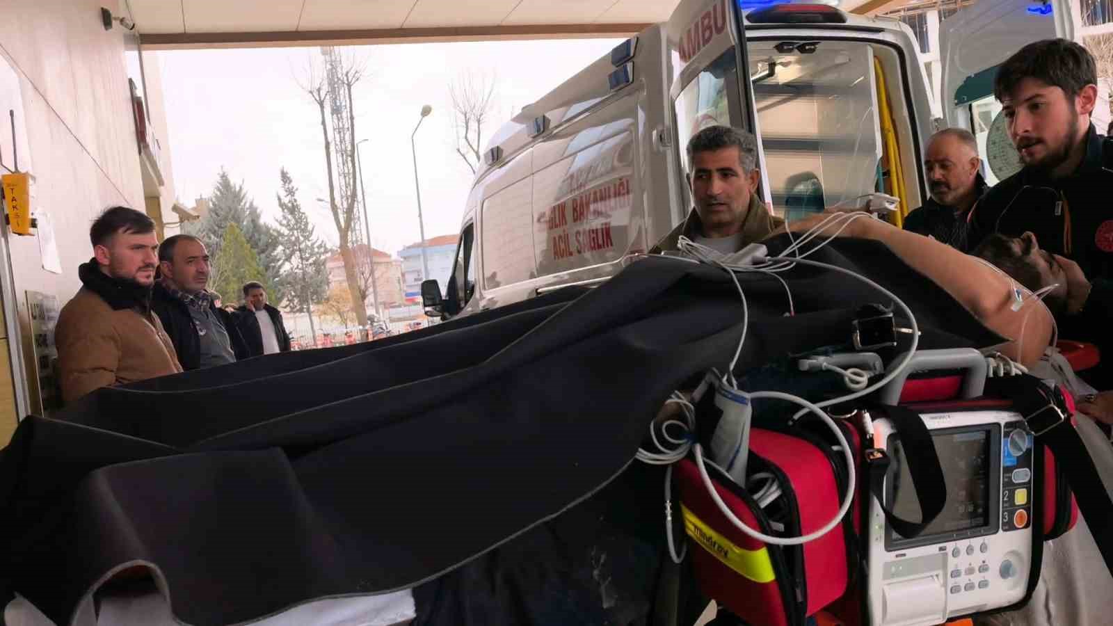 Elektrik akımına kapılan işçi 2’nci kattan düştü
