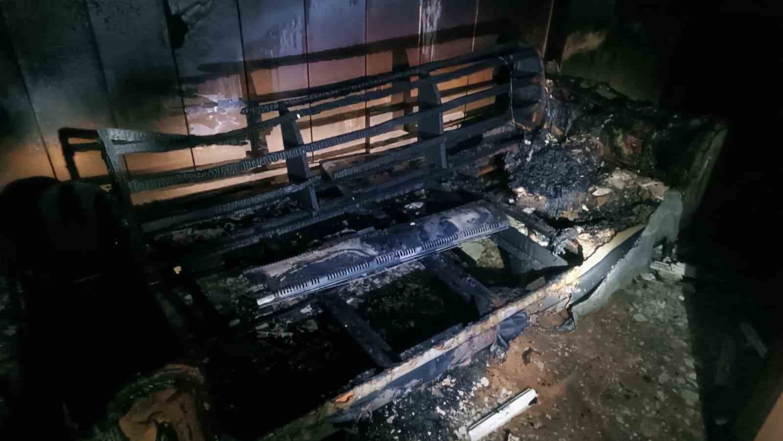 Elektrikli soba evi küle çevirdi
