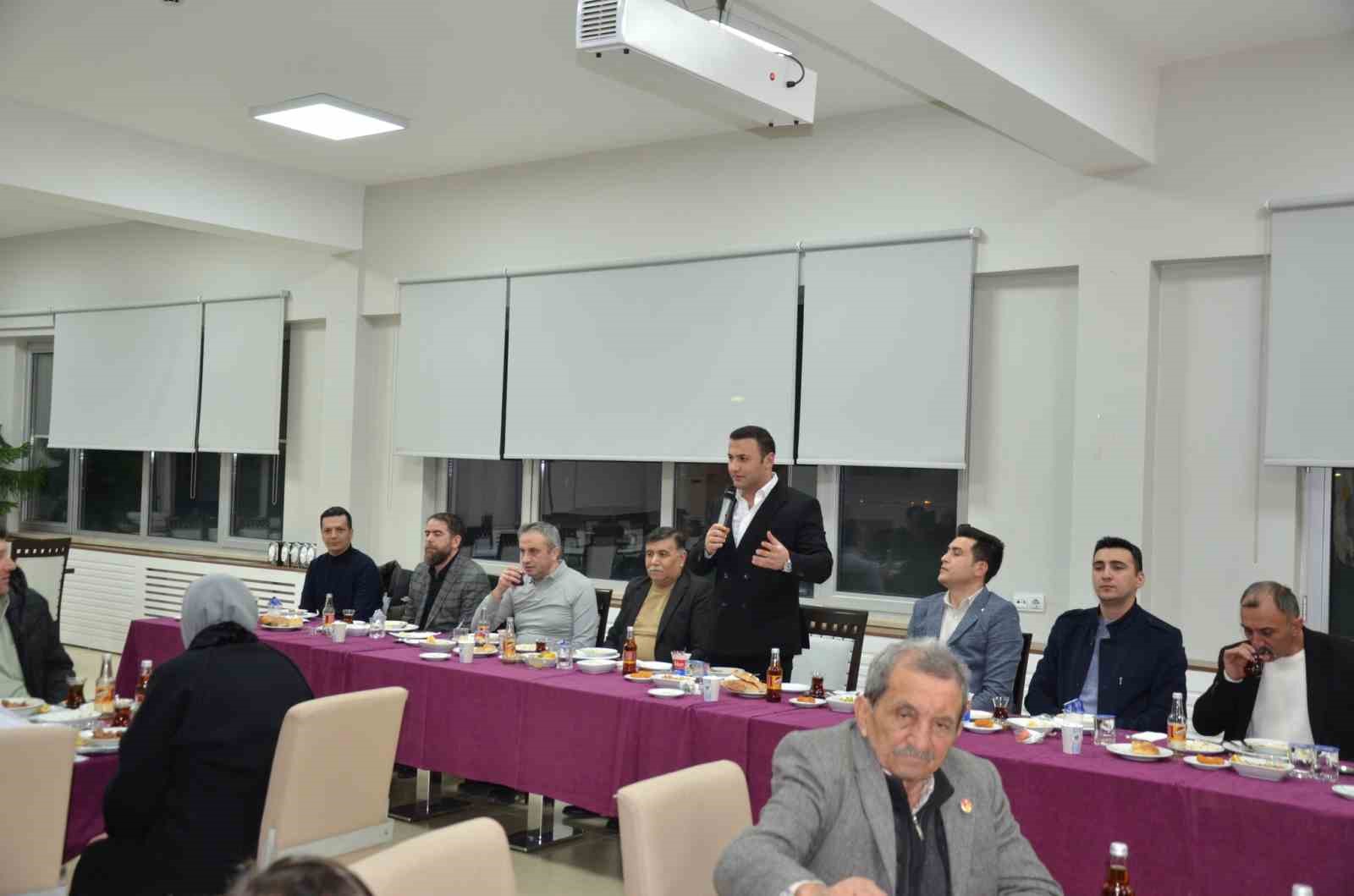 Emet Kaymakamı Başkapan, şehit yakınları ve gazilerle iftarda bir araya geldi
