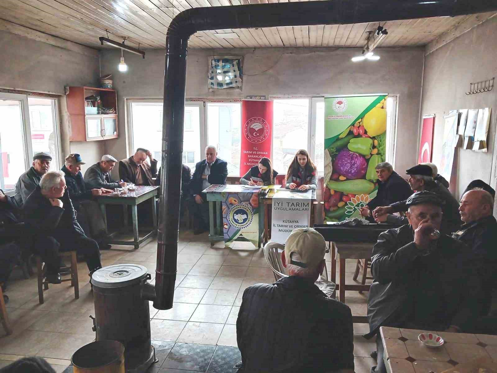 Emet’te çiftçi eğitimi
