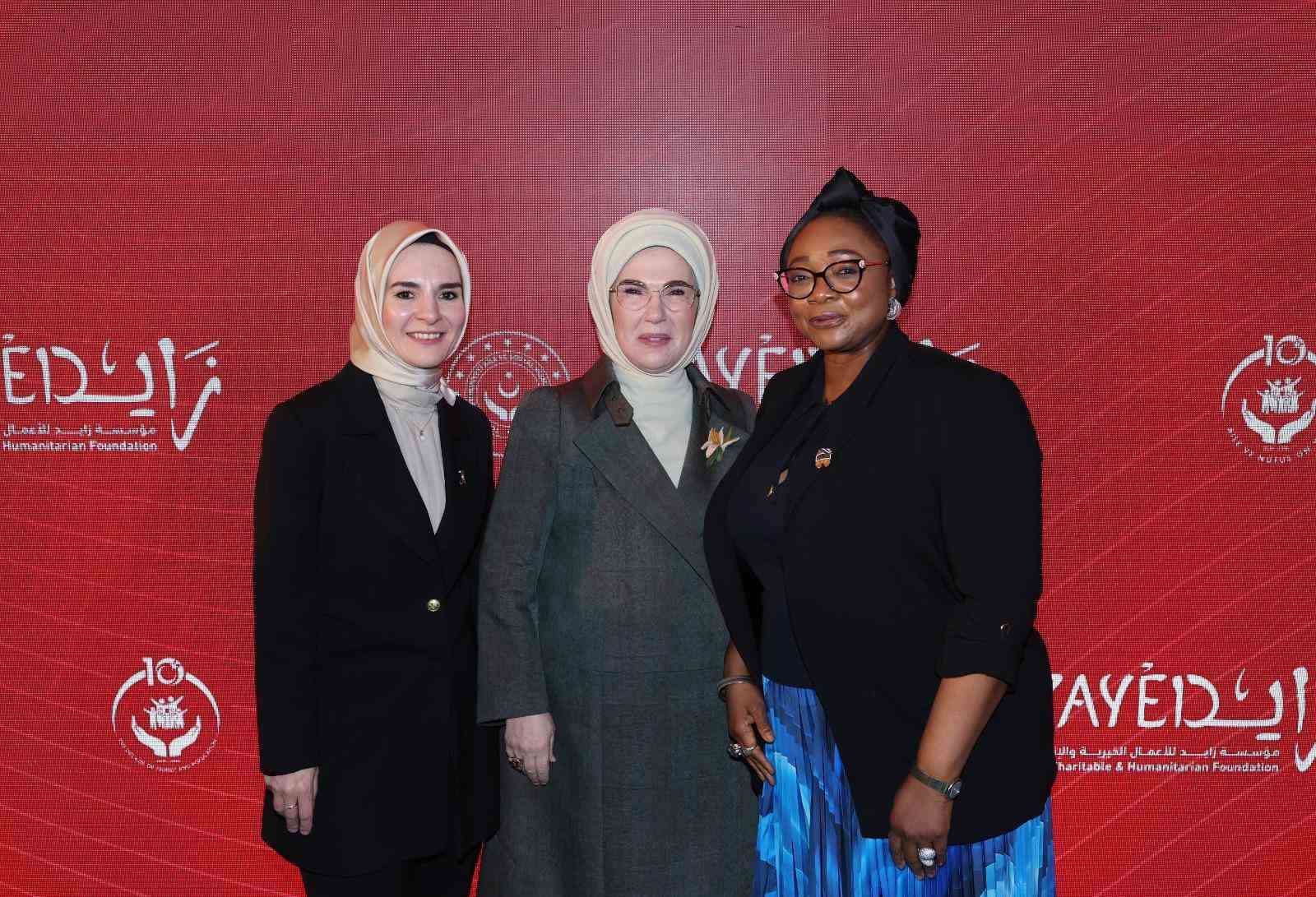 Emine Erdoğan: "Gazze’de iki senede 54 bine yakın çocuk yetim kaldı"
Emine Erdoğan: "Gazze’de iki senede 54 bine yakın çocuk yetim kaldı"