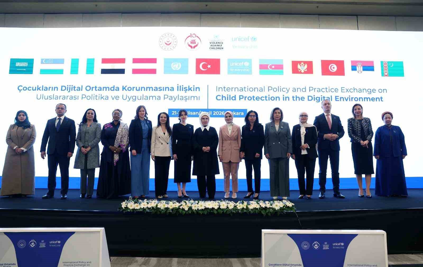 Emine Erdoğan: "Özellikle teknoloji şirketlerinin hesap verebilir olmaları ve çocuk dostu tasarım yapmaları bir zorunluluktur"
