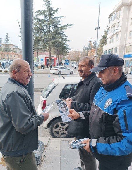Emniyet güçleri dolandırıcılık ve hırsızlığa karşı bilgilendirme yaptı
