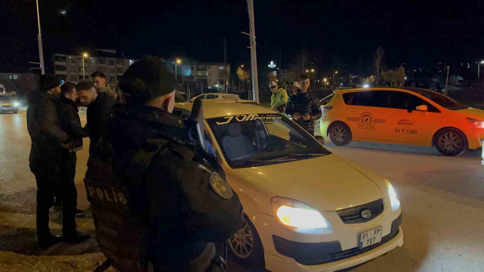 Emniyet Konuralp’de huzur uygulaması yaptı
