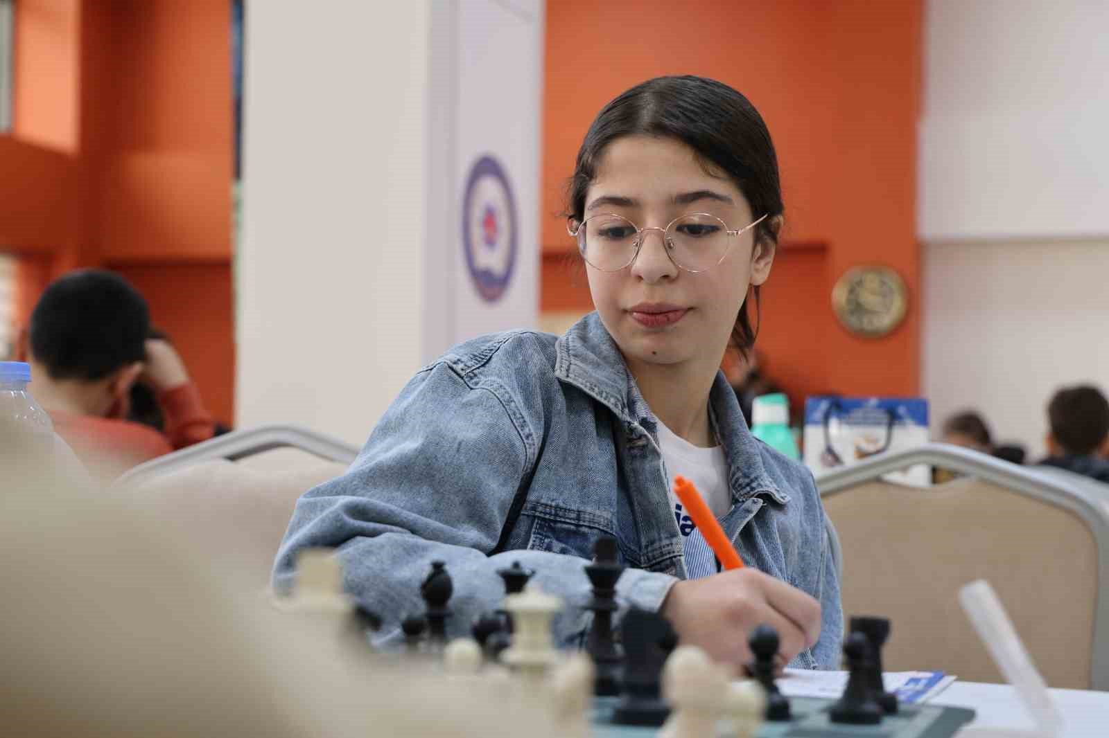 Emniyet Müdürlüğü’nde satranç heyecanı
