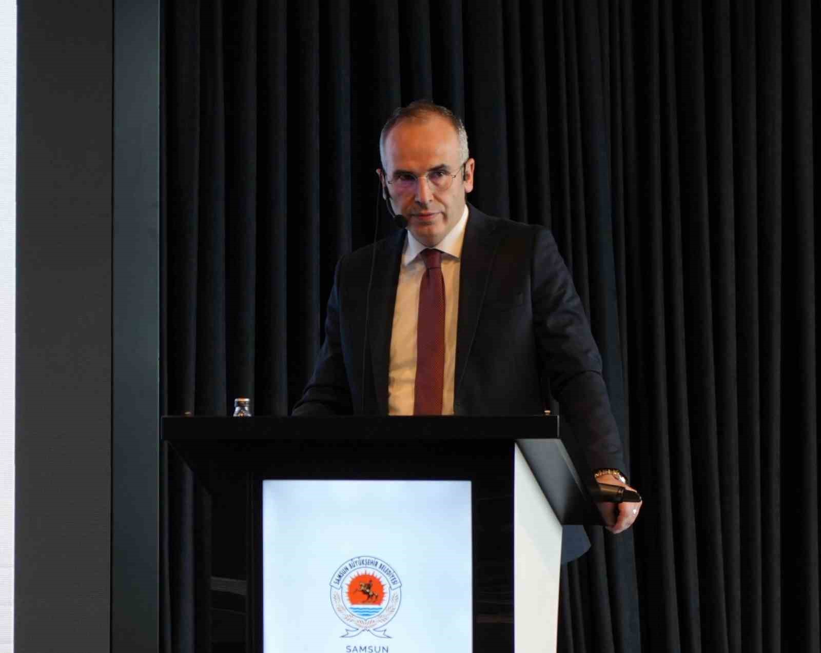 Emniyete araç desteği Samsun’u zirveye taşıdı
Emniyete araç desteği Samsun’u zirveye taşıdı