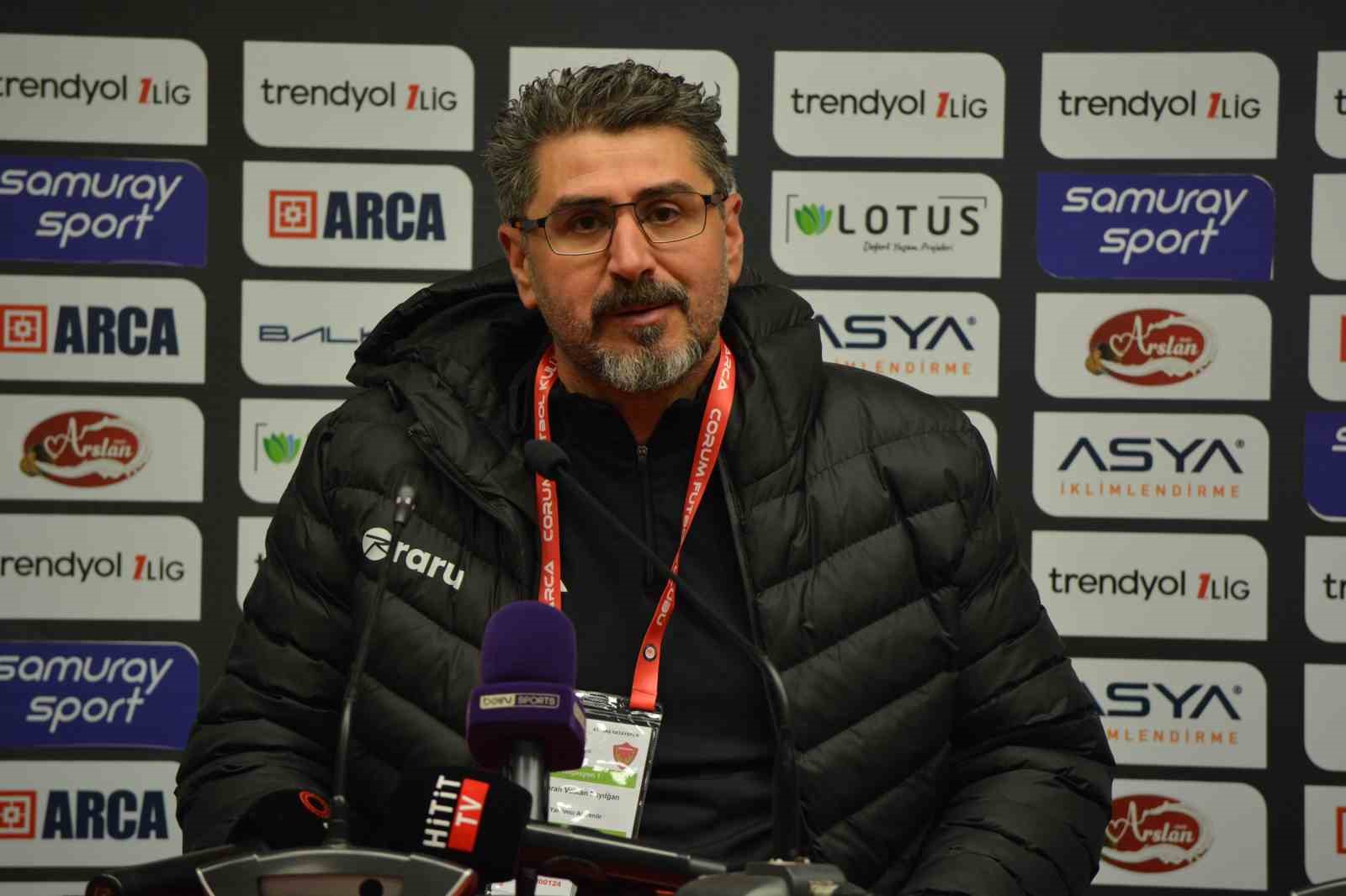 Emrah Volkan Sayılğan: "Çok çalışıyoruz ama çok genç bir takımız"
