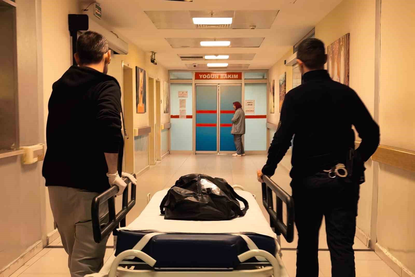 Emzirdiği bebeği soluksuz kalıp öldü
