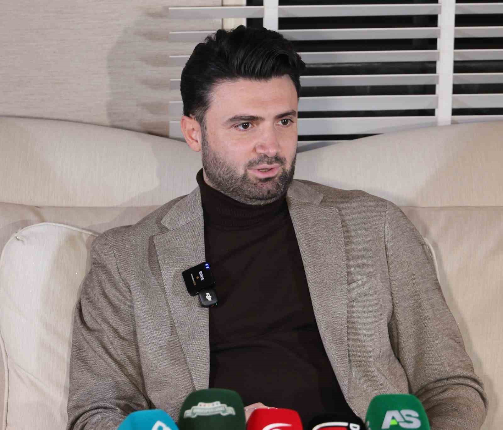 Enes Çelik: "Yaptığımız 7 transfer bizi liderlik yarışında tutacak"
