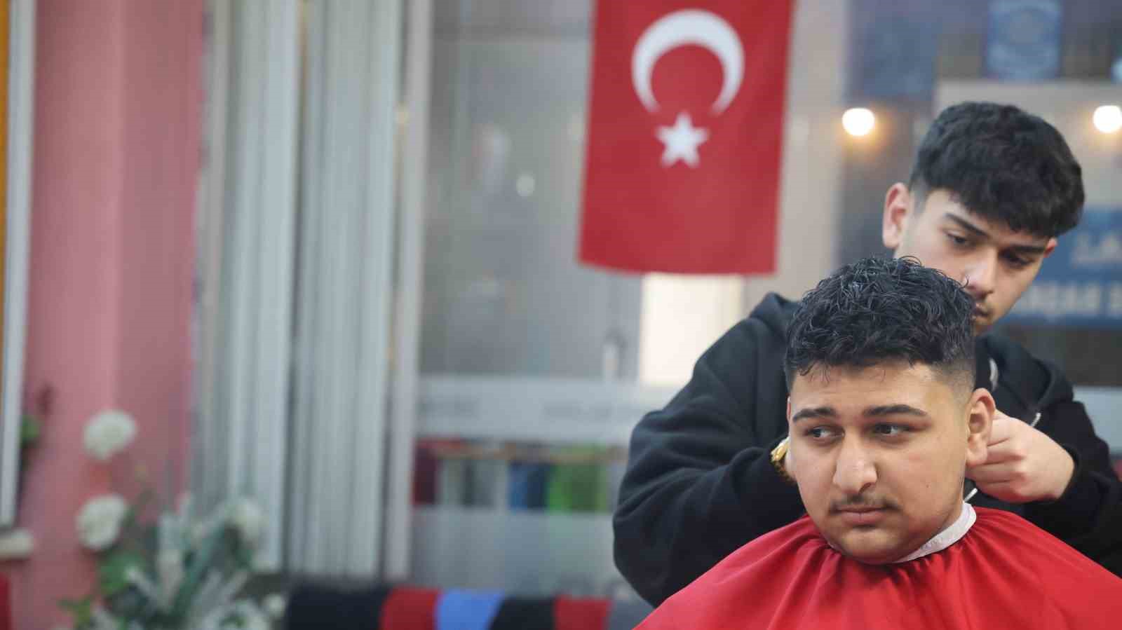 Engelli vatandaşlara bayram tıraşı ücretsiz
