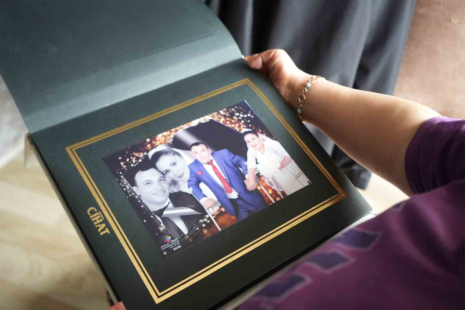 "Engellisiniz" diyenleri evlenerek, "yapamazsınız" diyenleri zeybek oynayarak susturdular
