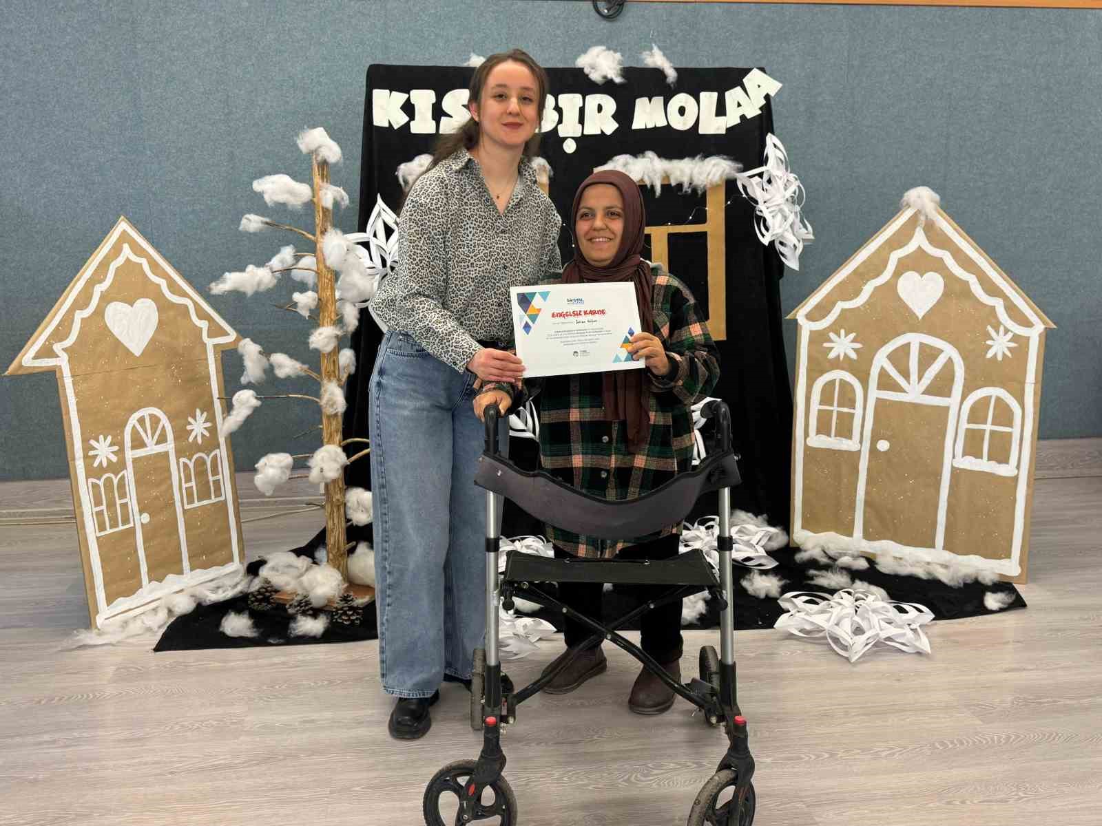 Engelsiz Hobi Atölyelerinde karne heyecanı
