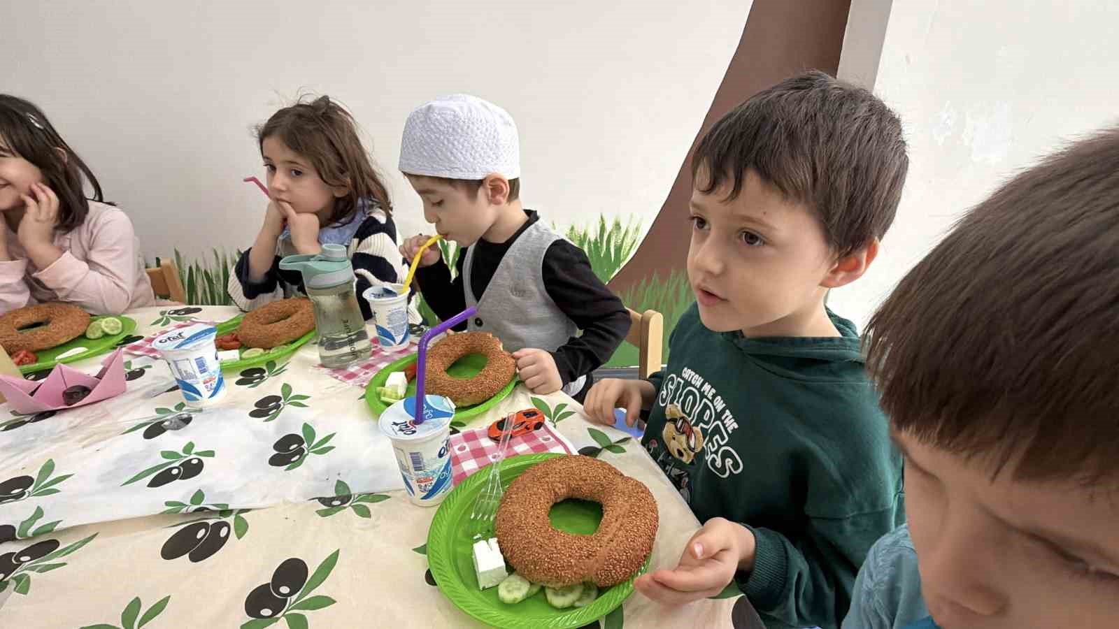 Erbaa’da 200 çocuk tekne orucunda buluştu
