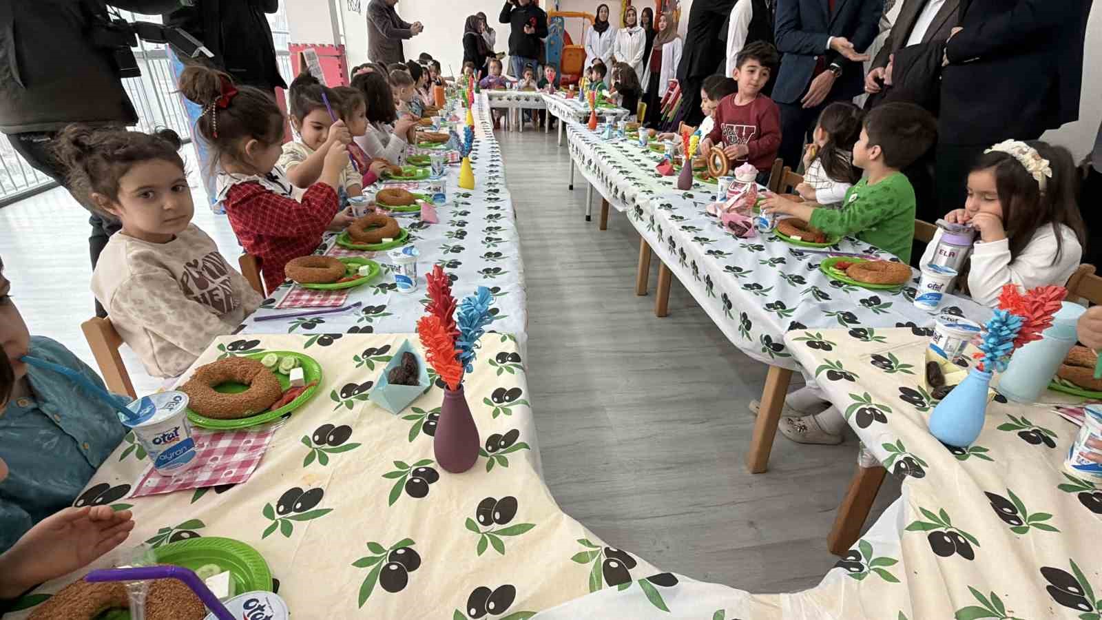 Erbaa’da 200 çocuk tekne orucunda buluştu
