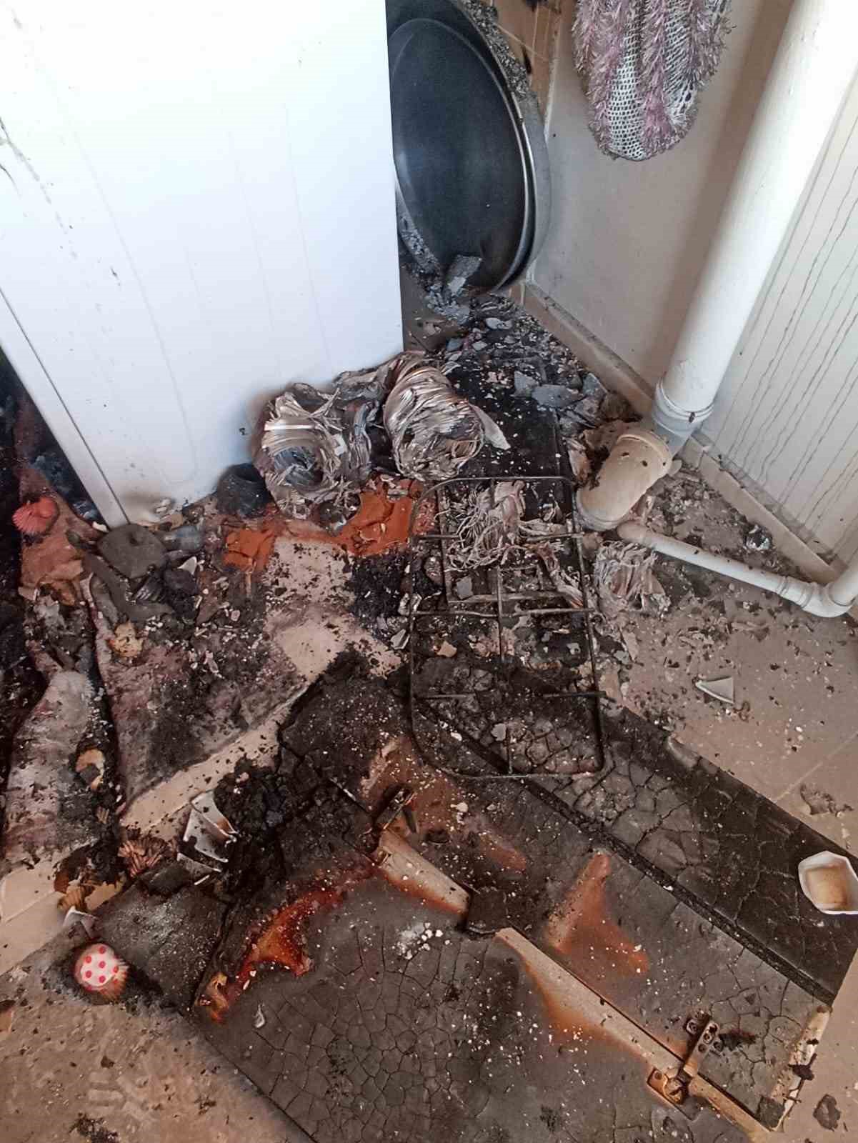 Erciş’te 3 ayrı yangın
