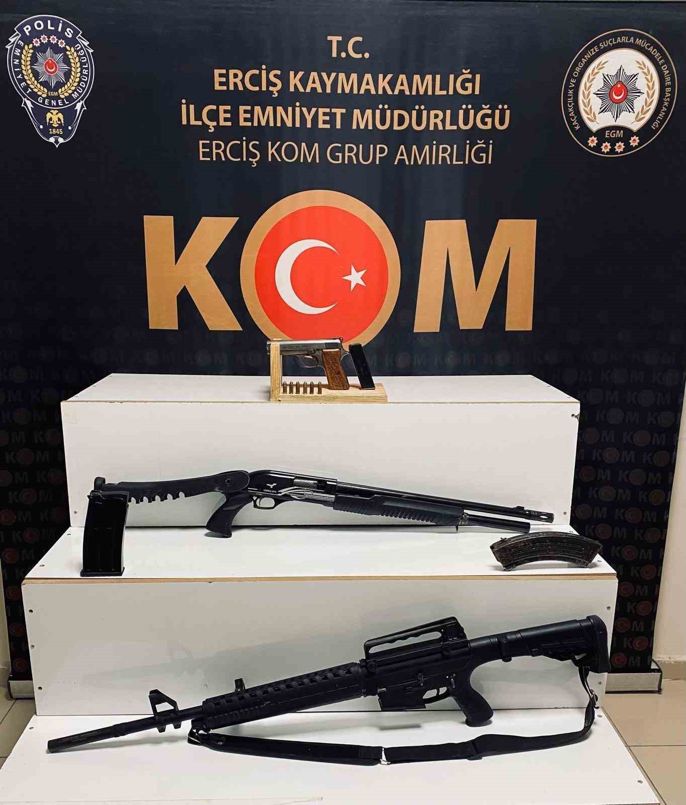 Erciş’te kaçakçılık operasyonu
