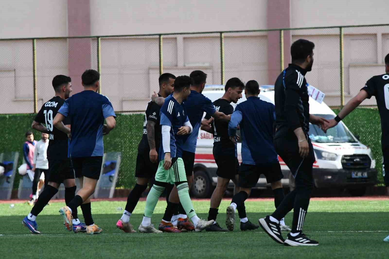 Erciyes 38 FK avantajlı döndü
