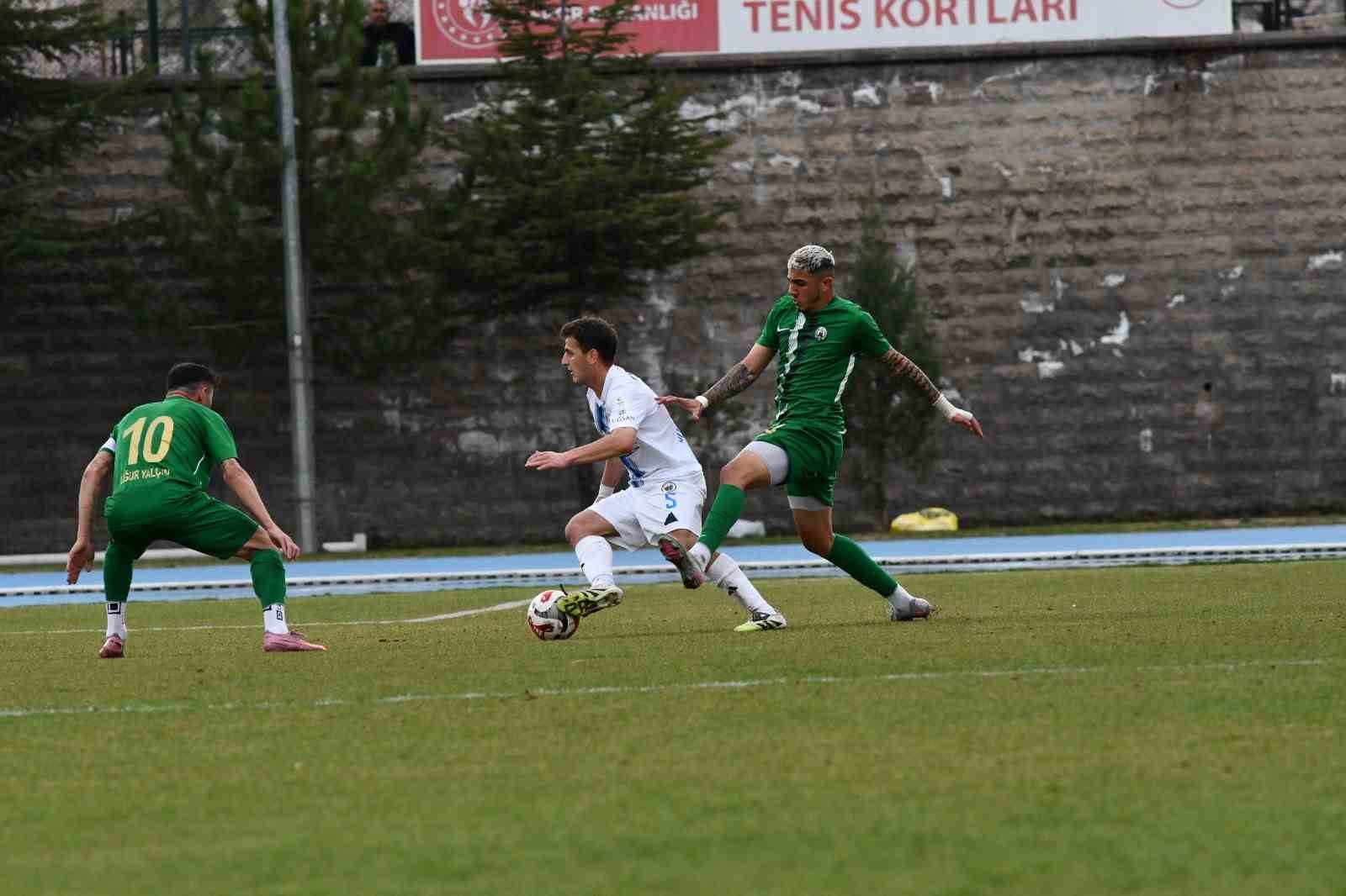 Erciyes 38 FK evinde kazandı
Erciyes 38 FK evinde kazandı