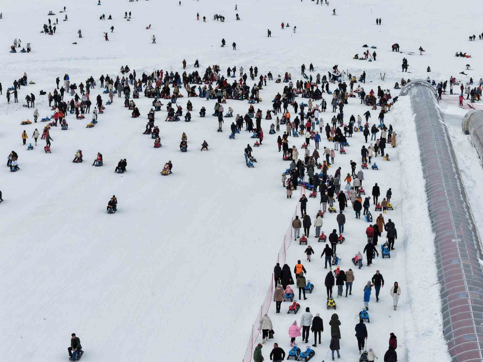 Erciyes’te hafta sonu yoğunluğu
