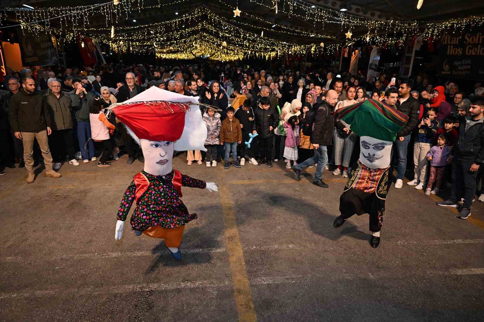 Erdemli’de birlik sofrası: Seçer’den ’Parlayan yıldız Türkiye’ vurgusu
