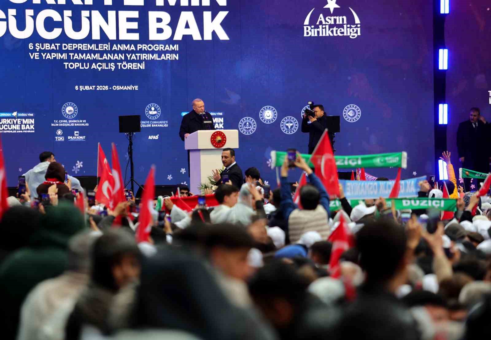 Erdoğan: "İktidarımızın ve ittifakımızın enkaz altında kalmasını bekleyenler büyük bir hayal kırıklığına uğradı"
