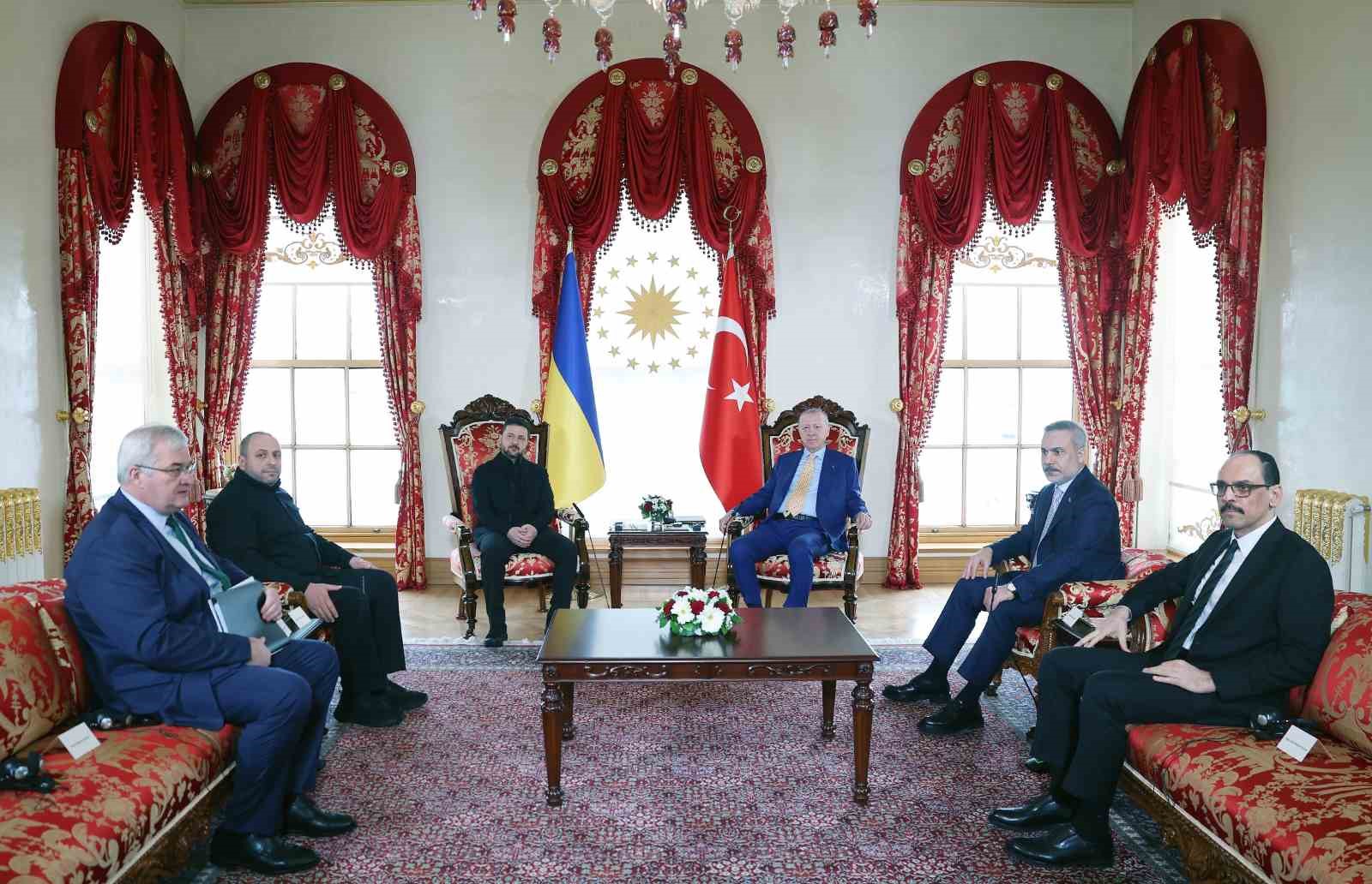 Erdoğan ile Zelenskiy görüşmesi başladı
