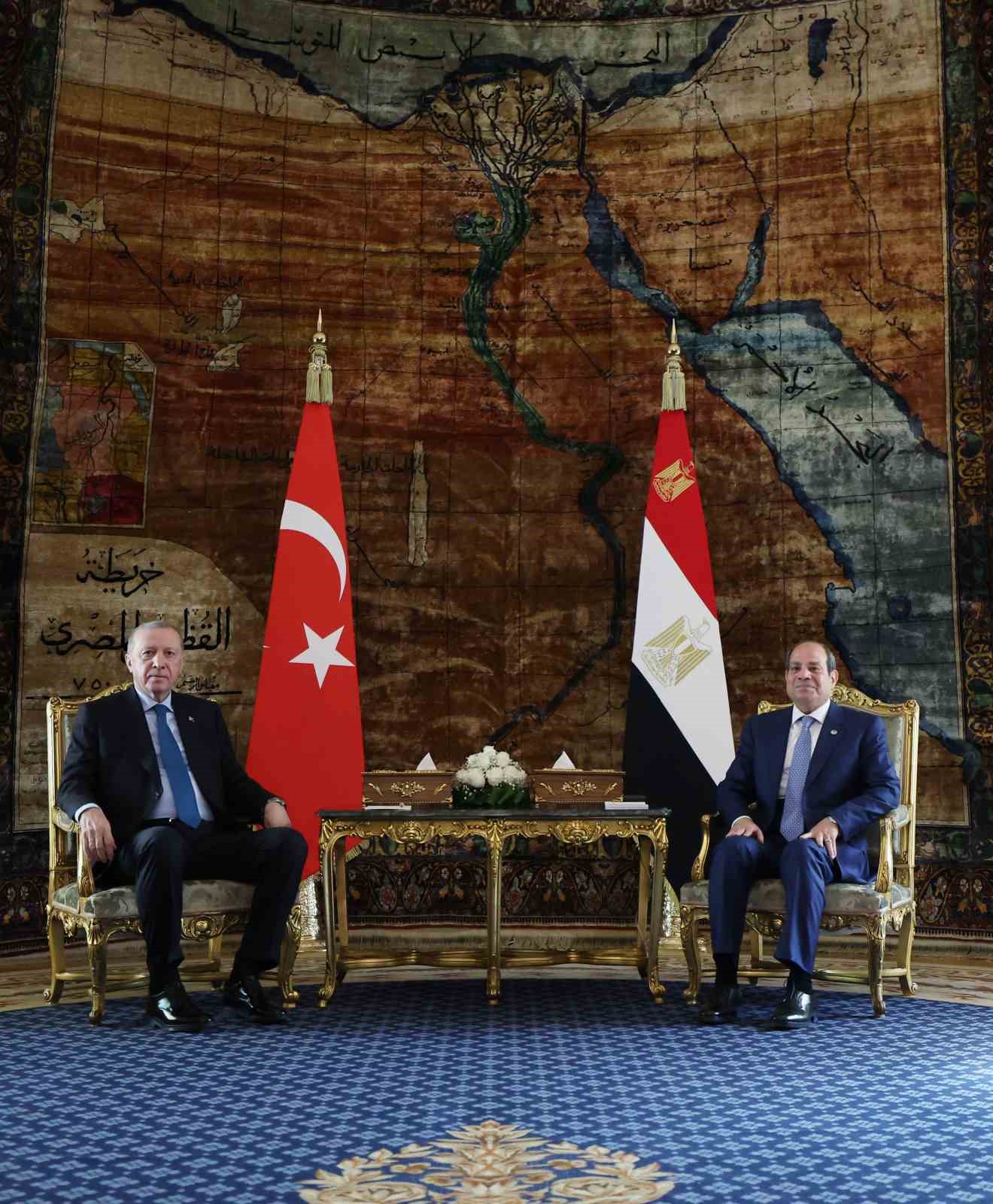 Erdoğan, Sisi ile görüştü
