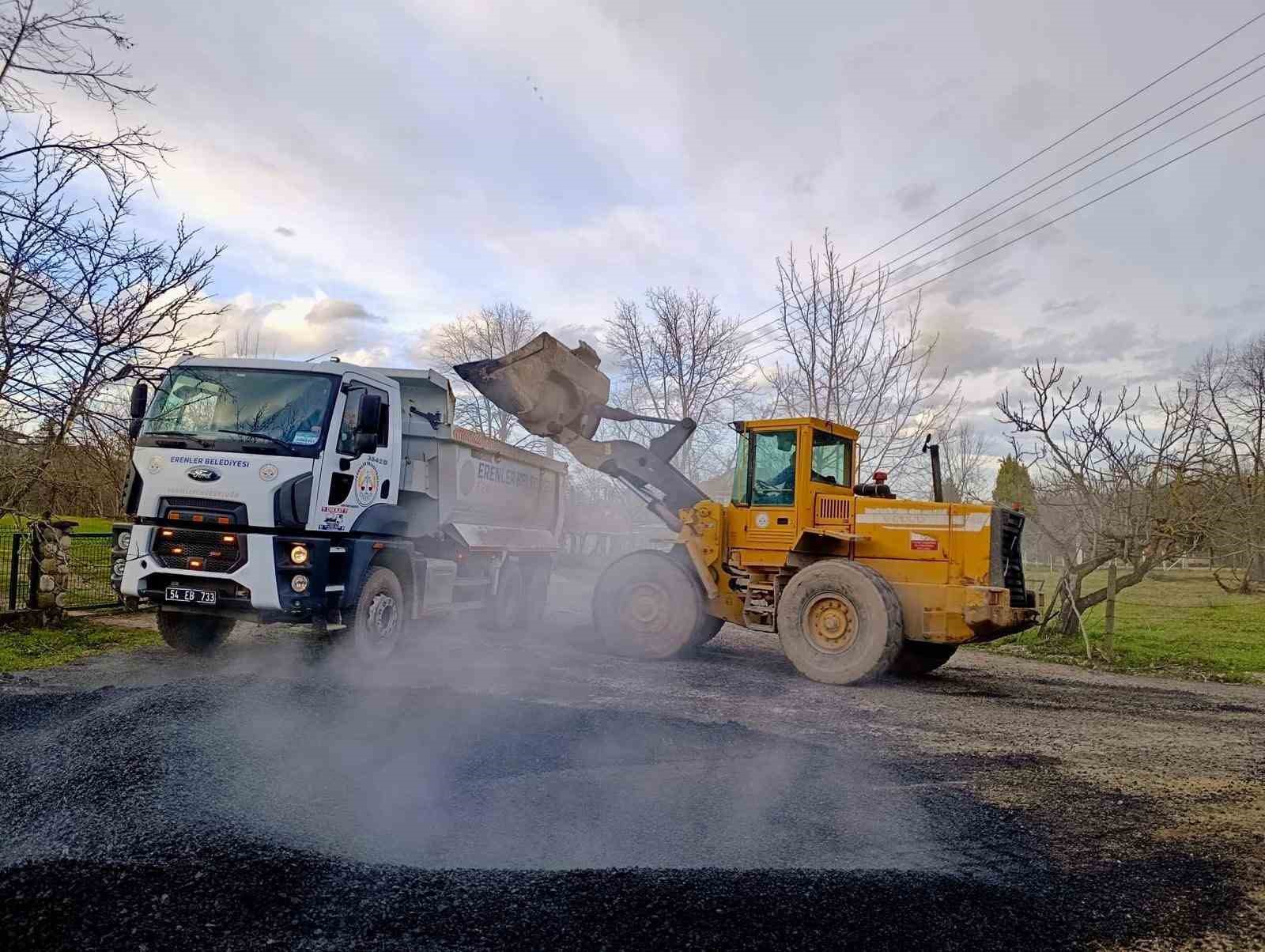 Erenler’de ulaşım çalışmaları devam ediyor
