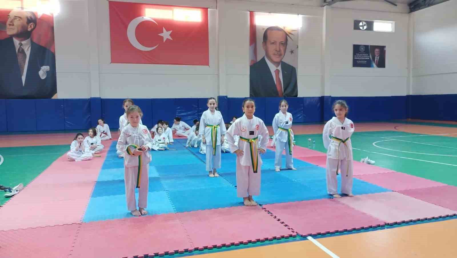 Erfelek’te kuşak sınavı heyecanı
