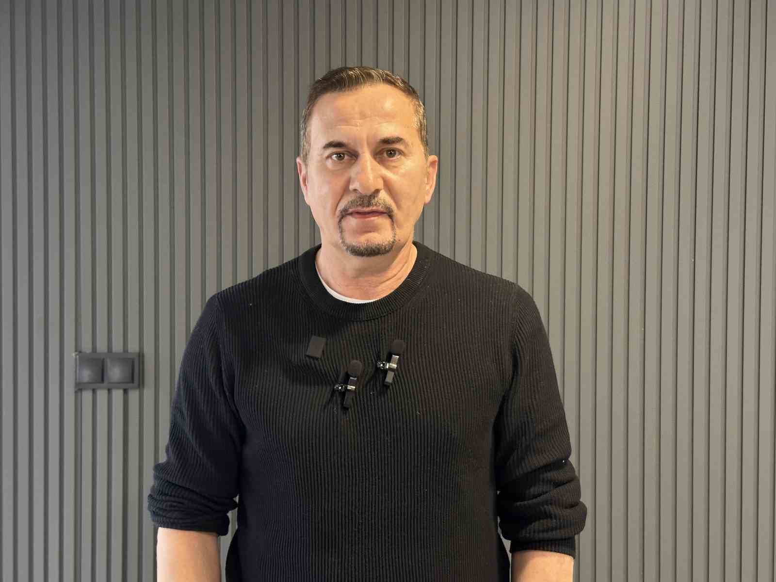 Ergün Penbe, Oktaş Uşakspor’daki görevini bıraktı
Ergün Penbe, Oktaş Uşakspor’daki görevini bıraktı