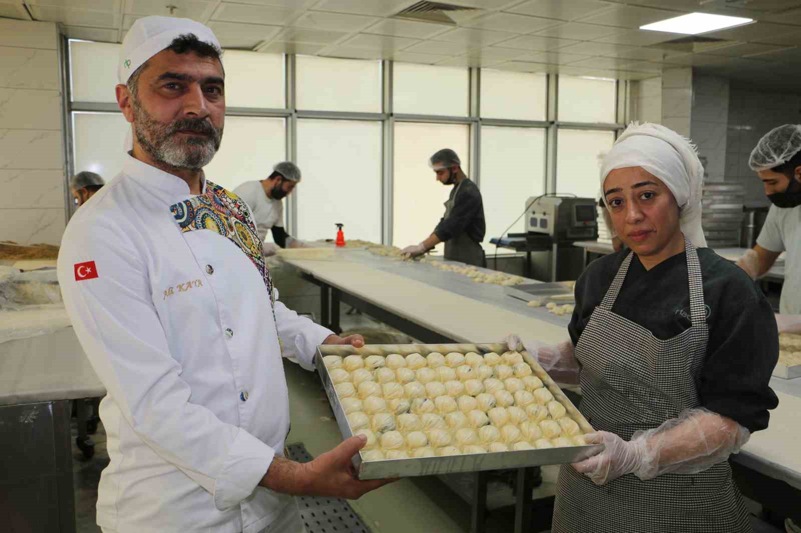 Erkek hegemonyasına kadın eli değdi
