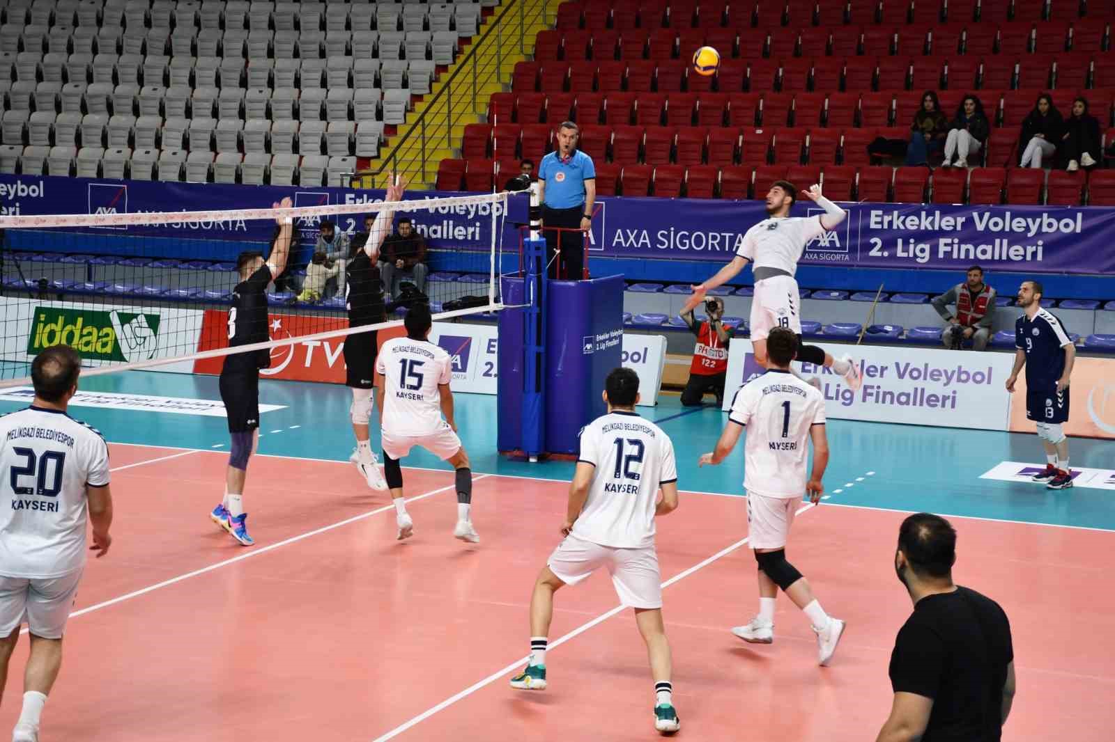 Erkekler 2. Lig Voleybol Final Müsabakaları devam ediyor
