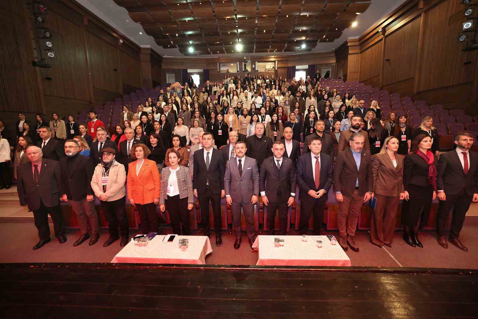 Erken çocukluk döneminde belediye hizmetlerinin güçlendirilmesi çalıştayı yapıldı
Erken çocukluk döneminde belediye hizmetlerinin güçlendirilmesi çalıştayı yapıldı